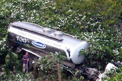 Lâm Đồng: Xe bồn rơi xuống vực sâu, tài xế tử vong