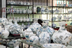 Sản phẩm gốm Bồ Bát, xã Yên Thành, huyện Yên Mô, tỉnh Ninh Bình. (Ảnh: Thùy Dung/TTXVN)