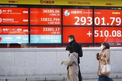 Bảng chỉ số chứng khoán tại Tokyo, Nhật Bản. (Ảnh: Kyodo/TTXVN) 