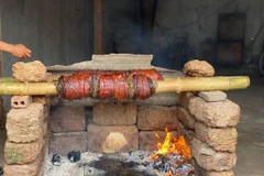 Thịt quay đòn Đường Lâm. (Ảnh: Phương Trang/Vietnam+)