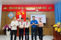 Hà Tĩnh: Tuyên dương 2 học sinh dũng cảm cứu người đuối nước