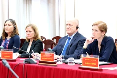 Đoàn công tác của Cơ quan phát triển quốc tế Hoa Kỳ tại buổi làm việc. (Ảnh: Thu Hiền/TTXVN)