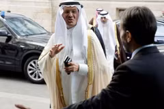 Bộ trưởng Năng lượng Saudi Arabia Abdulaziz bin Salman tới dự hội nghị Tổ chức Các nước Xuất khẩu Dầu mỏ (OPEC) tại Vienna, Áo. (Nguồn: Reuters)