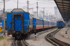 Đoàn tàu của Tổng công ty Đường sắt Việt Nam tại một nhà ga. (Ảnh: Minh Sơn/Vietnam+) 