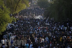 Người dân Iraq biểu tình phản đối hành động đốt Kinh Koran ở thủ đô Baghdad, ngày 30/6/2023. (Ảnh: AFP/TTXVN)