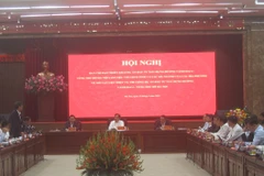 Các bộ, ngành, địa phương liên quan góp ý tháo gỡ vấn đề mỏ phục vụ thi công dự án. (Ảnh: Nguyễn Thắng/TTXVN)