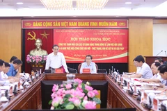 Phó Giáo sư, Tiến sỹ Vũ Văn Phúc, Phó Chủ tịch Hội đồng Khoa học các Cơ quan Đảng Trung ương phát biểu tại hội thảo. (Ảnh: Phương Hoa/TTXVN)