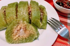 Bánh chưng gù - Đặc sản trứ danh vùng cao nguyên đá Hà Giang. (Nguồn: Vietnam+) 