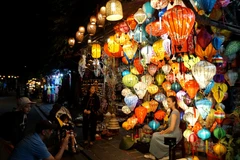 [Photo] Làng nghề làm đèn lồng truyền thống Hội An tấp nập vào vụ Tết