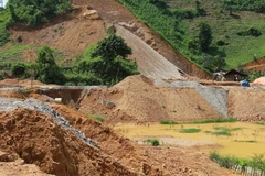 Hàng chục nghìn mét vuông diện tích ao, ruộng ở thôn Đăng Thọ, xã Phú Thịnh, huyện Yên Bình (Yên Bái) bị người dân tự ý san gạt. (Ảnh: Việt Dũng/TTXVN)