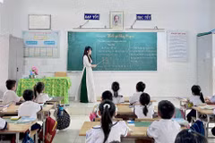 Nghệ An: Nhiều giáo viên được nhận Bằng khen nhưng chưa có tiền thưởng