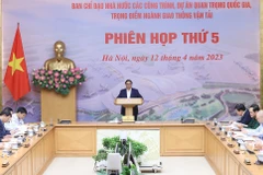 Sáng 12/4, Thủ tướng Phạm Minh Chính, Trưởng Ban Chỉ đạo chủ trì phiên họp thứ 5 Ban Chỉ đạo Nhà nước các công trình, dự án quan trọng quốc gia, trọng điểm ngành giao thông vận tải. (Ảnh: Dương Giang/TTXVN) 