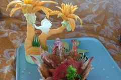 Các món ăn làm từ ghẹ Hàm Ninh. (Ảnh: TTXVN phát)