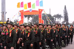Các tân binh tại lễ giao, nhận quân ở quận Hải Châu (Đà Nẵng). (Ảnh: Trần Lê Lâm/TTXVN)