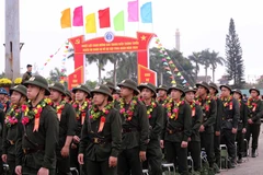 Các tân binh tại lễ giao, nhận quân ở quận Hải Châu (Đà Nẵng). (Ảnh: Trần Lê Lâm/TTXVN)