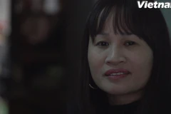 Chị Lê Thị Dần khoe giọng hát ngọt ngào. (Nguồn: Vietnam+)