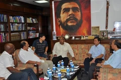 Đoàn đại biểu báo Nhân Dân thăm và làm việc tại Cuba