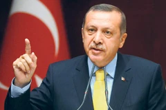 Có nhiều tiếng súng xung quanh dinh thự của tổng thống Erdogan
