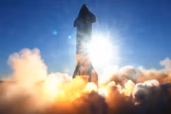 Nguyên mẫu tàu Starship SN8. (Nguồn: space.com)