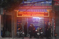 Phong tỏa, khám xét Công ty TNHH dịch vụ vận tải Phúc Cường. (Nguồn: Báo Thanh niên)