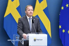 Thủ tướng Thụy Điển Stefan Lofven phát biểu tại cuộc họp báo ở Stockholm ngày 21/6/2021. (Ảnh: AFP/TTXVN)