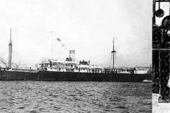 Ngày 5/6/1911, từ bến Nhà Rồng - cảng Sài Gòn, người thanh niên yêu nước Nguyễn Tất Thành rời Tổ quốc, ra đi trên con tàu Đô đốc Latouche-Tréville để thực hiện hoài bão giải phóng nước nhà khỏi ách nô lệ của thực dân, đế quốc. (Ảnh: Tư liệu TTXVN)