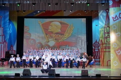 Được thành lập chỉ một năm sau khi Cách mạng tháng Mười thành công, Comsomol đã vững vàng đi qua chặng đường phát triển và khẳng định được uy tín và niềm tin trong giới trẻ. (Ảnh: Lê Hằng/Vietnam+)