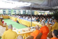 Đại lễ Vu Lan báo hiếu Phật lịch 2568 tại chùa Phật Tích thủ đô Vientiane. (Ảnh: Xuân Tú/TTXVN)