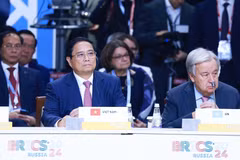 Thủ tướng Phạm Minh Chính tham dự và phát biểu tại Phiên toàn thể Hội nghị các Nhà lãnh đạo Nhóm BRICS mở rộng. (Ảnh: Dương Giang/TTXVN)