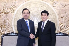 Thường trực Ban Bí thư tiếp Chủ tịch Đảng Cộng sản Nhật Bản Shii Kazuo. (Ảnh: Phương Hoa/TTXVN)