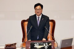 Ông Woo Won-shik phát biểu sau khi được bầu làm Chủ tịch Quốc hội Hàn Quốc khóa XXII trong phiên họp toàn thể đầu tiên ở Seoul ngày 5/6/2024. (Ảnh: Yonhap/TTXVN)
