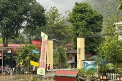 Một số trường học trên địa bàn các huyện Yên Minh, Vị Xuyên (Hà Giang) bị hư hỏng do gió lốc. (Ảnh: TTXVN phát)