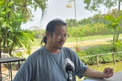 Học giả Thái Lan Songrit Pongern đánh giá về các yếu tố làm nên chiến thắng Điện Biên Phủ. (Ảnh: Huy Tiến/TTXVN)