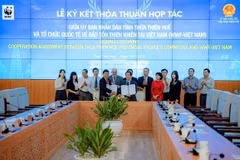 Lễ ký kết thỏa thuận hợp tác giữa Ủy ban Nhân dân tỉnh Thừa Thiên-Huế và WWF Việt Nam.