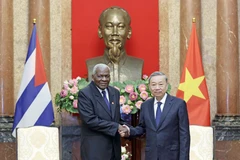 Chủ tịch nước Tô Lâm tiếp Chủ tịch Quốc hội Cuba Esteban Lazo Hernandez. (Ảnh: Nhan Sáng/TTXVN)