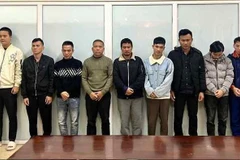 9 đối tượng trong đường dây đánh bạc bị bắt giữ. (Nguồn: Cơ quan Công an)