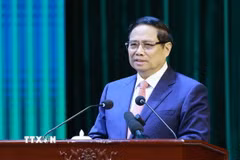 Thủ tướng Phạm Minh Chính phát biểu, chúc mừng cán bộ, giảng viên, học viên Học viện Kỹ thuật quân sự. (Ảnh: Dương Giang/TTXVN)