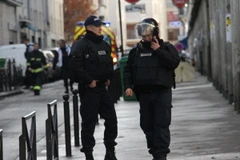 Cảnh sát Pháp tuần tra tại khu vực quận 18, thủ đô Paris ngày 7/1. (Nguồn: THX/TTXVN)