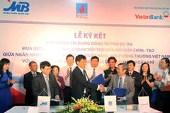 Lễ ký kết hợp đồng tín dụng đồng tài trợ dự án đầu tư giàn khoan TAD. (Nguồn: Internet).