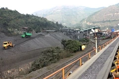 Khai thác than tại Công ty than Vàng Danh thuộc TKV. (Ảnh: Hà Thái/TTXVN).