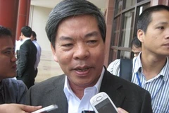 Bộ trưởng Nguyễn Minh Quang.