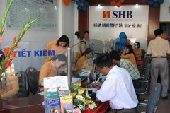 Giao dịch tại SHB. (Nguồn: Internet).