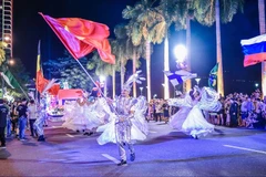 Vũ hội đường phố Đà Nẵng đã trở thành hoạt động để lại nhiều ấn tượng với du khách khi đến Đà Nẵng. (Ảnh: BTC)