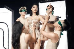 Á hậu Kiều Loan tung trailer đậm chất điện ảnh với trang phục corset