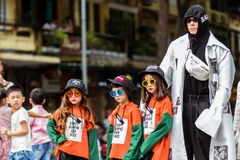 Các nhà sáng tạo nội dung sẽ có cơ hội tỏa sáng với thử thách The Best Street Style Online, một hoạt động bên lề của Tuần lễ thời trang quốc tế Việt Nam Xuân Hè 2022. (Ảnh: BTC)
