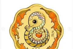 Một trong số 12 đồng xu hình rắn do Ngân hàng Nhân dân Trung Quốc phát hành chào mừng năm Ất Tỵ. (Nguồn: instagram)