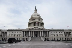 Quang cảnh bên ngoài tòa nhà Quốc hội Mỹ ở Washington DC. (Ảnh: AFP/TTXVN)