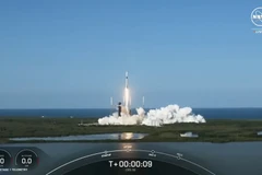 Tên lửa SpaceX Falcon 9 cất cánh từ Tổ hợp phóng 39A tại Trung tâm vũ trụ Kennedy ở Florida vào ngày 6/12/2020 mang theo tàu vũ trụ Dragon chở hàng tiếp tế lên ISS. (Nguồn: NASA/SpaceX)
