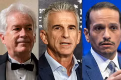 (Từ trái sang phải) Giám đốc CIA William Burns, Giám đốc Mossad David Barnea, và Thủ tướng kiêm Bộ trưởng Ngoại giao Qatar Sheikh Mohammed bin Abdulrahman al-Thani. (Nguồn: AFP)