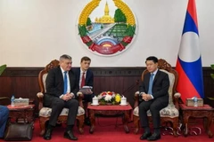 Thứ trưởng Bộ Ngoại giao Liên bang Nga Andrey Rudenko (trái) cùng phái đoàn thăm CHDCND Lào từ ngày 18-19/2 nhằm tăng cường hợp tác. (Nguồn: KPL)